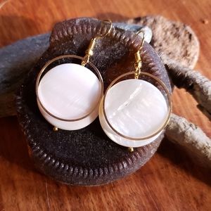 Handmade Geometric Round White Seashell Summer Elegant Simple Earrings
